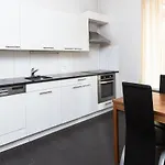 Swiss Star - Self Check-in Apartment *