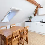 Swiss Star - Self Check-in Apartment