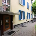 Swiss Star Zurich University - Self Check-In