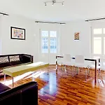 Comfort By Livingdowntown Apartment *