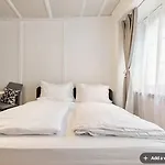 City Center Apt With Ac In Zurich Old Town