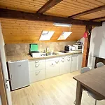 Apartment Cozy With Roof Terrace For 3