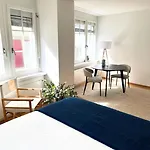 Apartment Old Town 10 Min To Mainstation With Washer & Dryer *