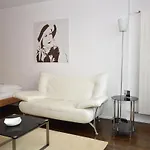 Charming Studio Near Lake - Flower 42