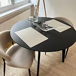 Apartment Old Town 10 Min To Mainstation With Washer & Dryer *