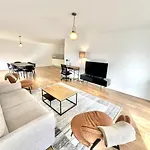 Wa - 8 Pax Apartment