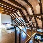 Le Bijou Lintheschergasse / Hb Zurich
