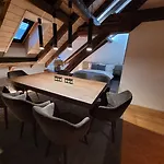 Le Bijou Lintheschergasse / Hb * Zurich