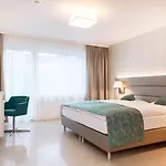 - Lindenstrasse Aparthotel