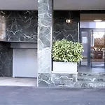 - Forchstrasse Apartment *