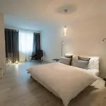 Paradeplatz Apartment By Airhome Apartment