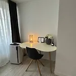 Paradeplatz Apartment By Airhome Apartment