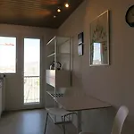 Apartment Furnished *