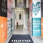 Iq130 Apartment Hotel