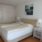 Swiss Star District 11 - Self Check-in Apartment Zurich