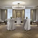 Hotel Savoy Baur En 5*
