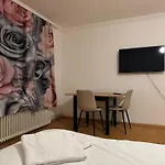 Homestay Zuerizimmer