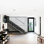 Cosmopolitan Seefeld Apartment