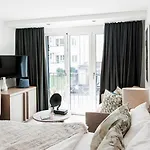 Cosmopolitan Seefeld Apartment Zurich