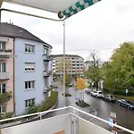 Apartment Parkside & Peaceful Near Google & Paradeplatatz Zurich