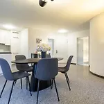 Level Suite - Free Parking