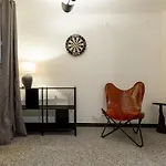 Level Suite - Free Parking