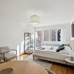 Apartment In The Heart Of - Crown 24