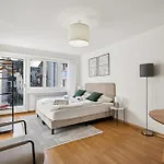 In The Heart Of - Crown 24 Apartment