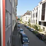 Very Central And Modern 2Br Near Lake - Flower 13