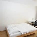 Very Centrally Located Studio - Crown 15