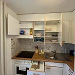 Live Zurich In Cozy Apartment