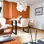 Charming Historical In Center Oldtown Apartment Zurich