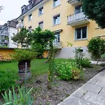 Maple Suite Zuerich Helle Ferienwohnung Mit Balkon & 2 Grossen Schlafzimmern