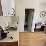 Central Stay Apartment *