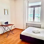 Superior Flat Close To Zurich Hb Uni