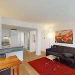 Charming 1Bd Flat - Old Town Uz1