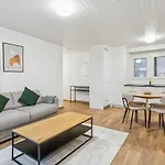 Luxury 1Br In The City Center - Color 5