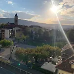Flat - close to Zurich HB Uni