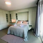 Modern Living, Luxe Apartment Zurich