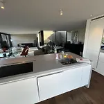 Penthouse Mit Whirlpool & Riesenterrasse