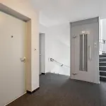 Apartment - Crown 22 *