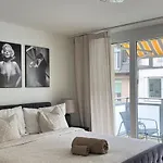 Cozy Apartment In Zurich Seefeld