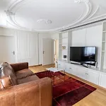 Awesome 2br Flat Near And Center - Sf16 Apartment *