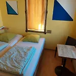 Oldtown Hostel Otter