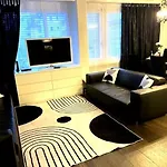 Executive Suite-business Edition Apartment