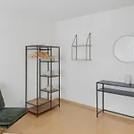 Terrific Studio In The City Centre - Art 2