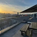 Modern Apartment Next To Zurich Hb With Roof Terrace
