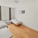 2Br Near Lake - Stardust 11