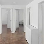 Amazing 2br Near - Flower 33 Apartment *