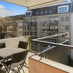 Amazing 2Br Near Lake - Flower 33